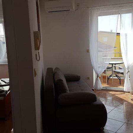 Zagi Apartment Povljana Bilik gambar