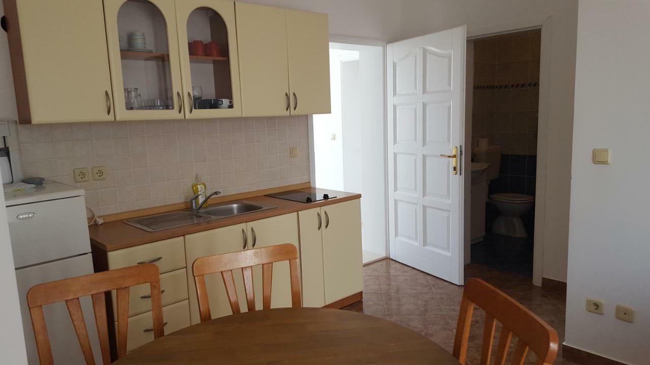 Zagi Apartment Povljana Luaran gambar