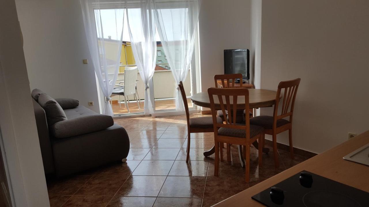 Zagi Apartment Povljana Luaran gambar